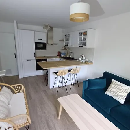 아파트 Charming Quiet Flat In