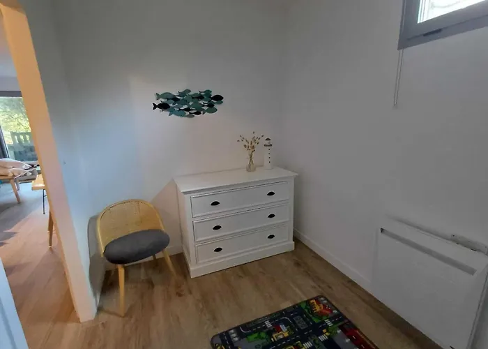 דירה Charming Quiet Flat In *