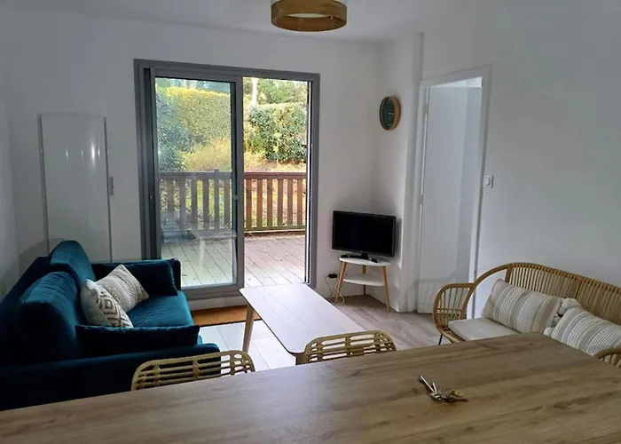 Charming Quiet Flat In דירה